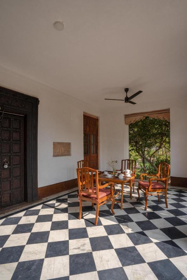 Lohonostays Library Sadhrana Bagh Gurgaon Exteriör bild