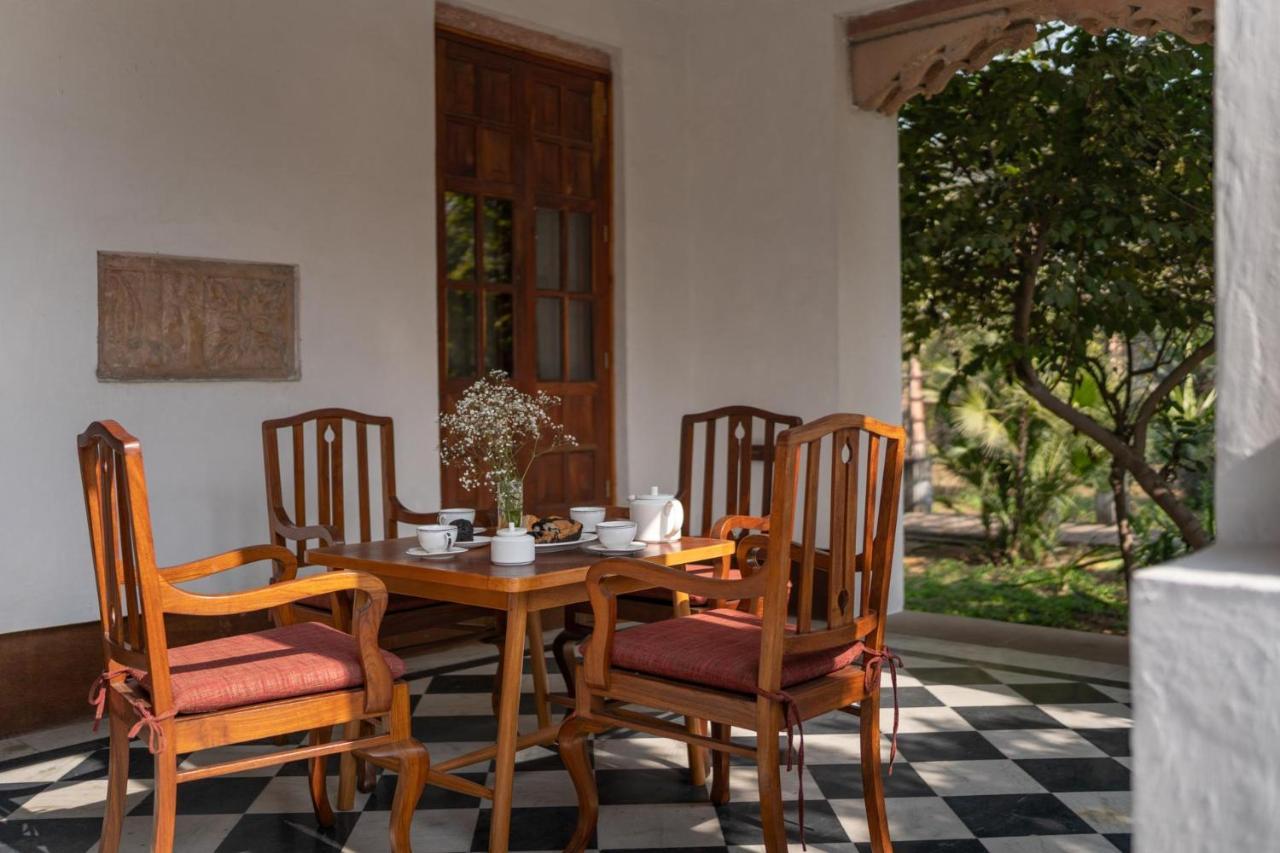Lohonostays Library Sadhrana Bagh Gurgaon Exteriör bild